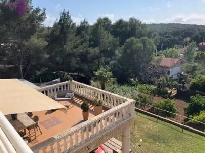 Casa en venta 376m2 3 plantas Espectaculares vistas