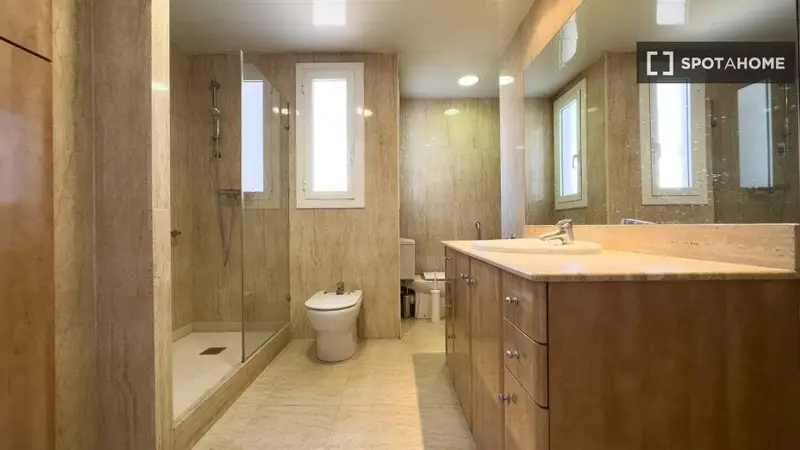 Apartamento 11 Dormitorios 3 Baños Barcelona Alquiler Spotahome
