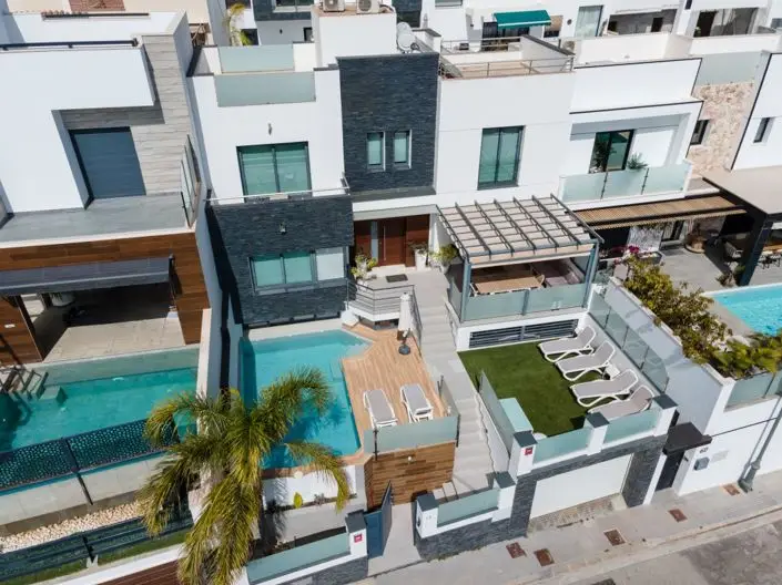 Villa Moderna 4 Dormitorios Nerja