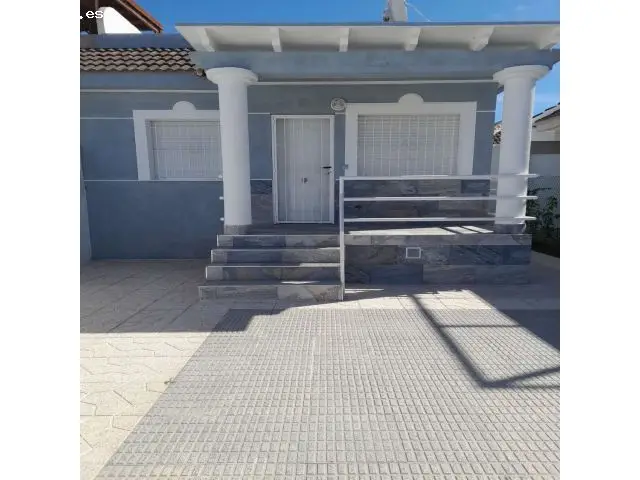 Chalet Reformado Torrevieja 2 Dormitorios Jardin Solarium