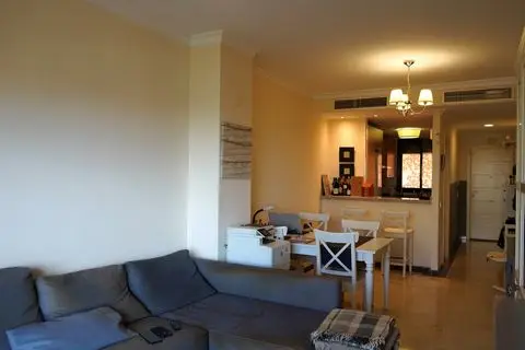 Apartamento en Calanova Golf con Vistas al Mar