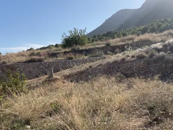 Terreno en Venta Polop Alicante Gran Oportunidad para Desarrolladores