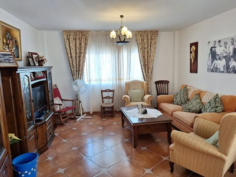 Venta Casa con garaje en Huéscar - Ref: 01869