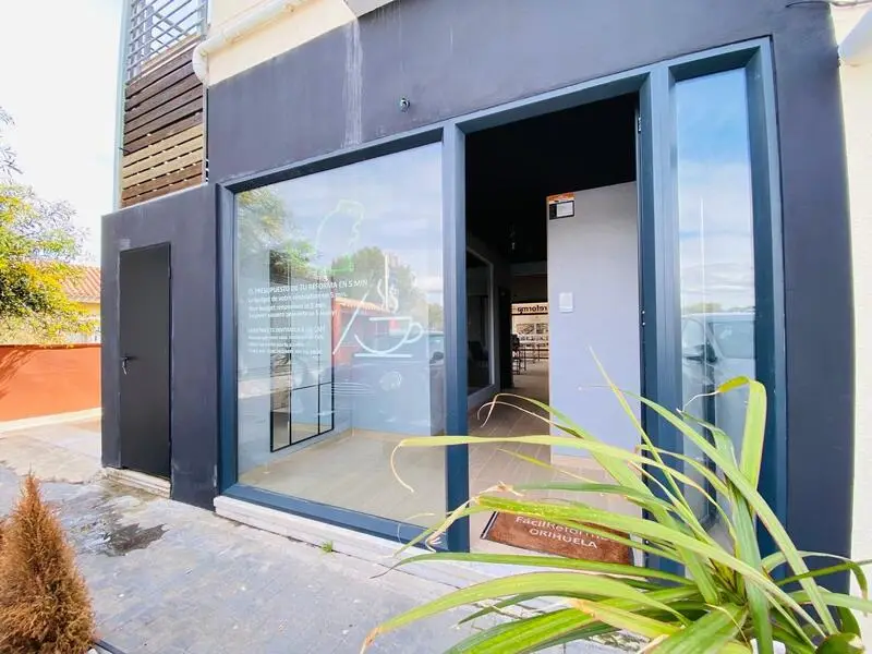 Oficina en Venta Villamartin Orihuela Costa 80m2 Recien Reformada