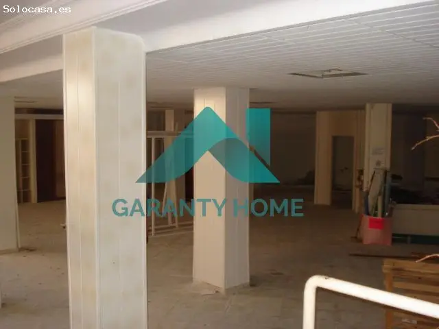 Local Comercial 500m2 Cruz de los Caídos