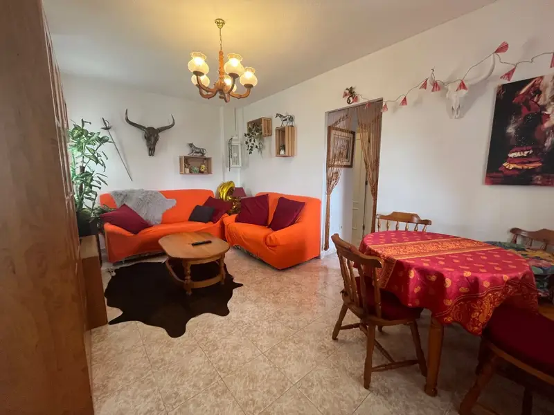 Apartamento en Orihuela Costa con Vistas al Mar y Piscina
