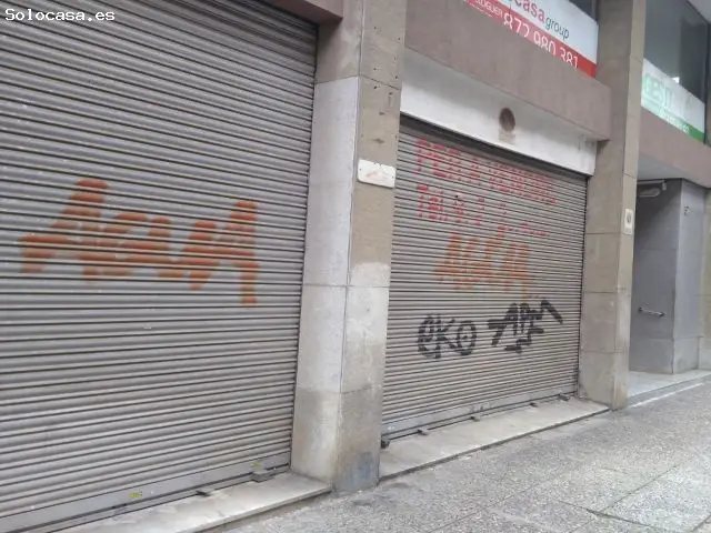 Locales Comerciales en Girona: 95m² y 83m² con Sótano