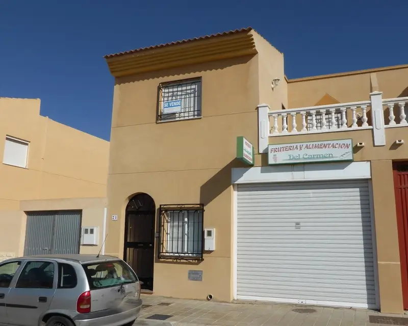 Casa Unifamiliar 195m2 4 habitaciones Nijar