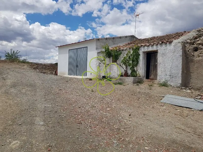 Finca Rustica con Casa Cortijo en Puerto Lumbreras Murcia
