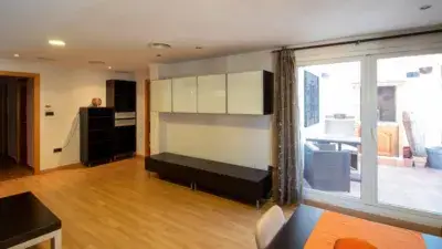 Atico en Alzira para Parejas - 3 Habitaciones, Terraza y Barbacoa