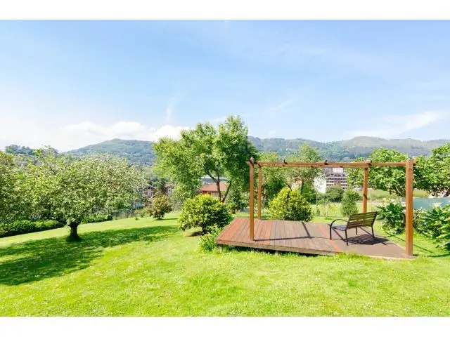 Casa con Terreno en Olivares Oviedo Gran Oportunidad de Inversion