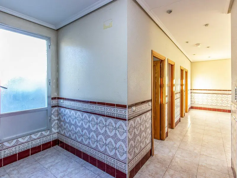 Local Comercial 1334m2 Fuensalida Toledo