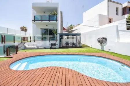 Villa de Lujo en Piletillas Telde con Piscina Climatizada