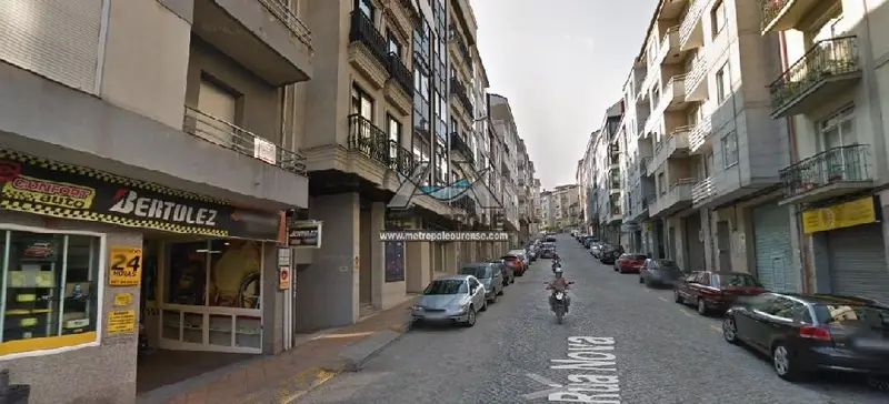 Venta Local Comercial Rúa Nova Ourense 100m2