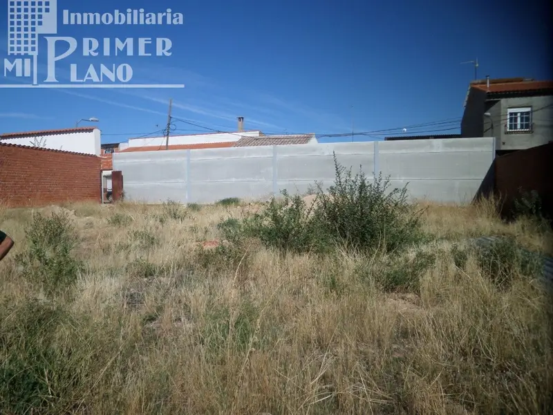 Venta Solar Centro Argamasilla Alba 600m2 300m2