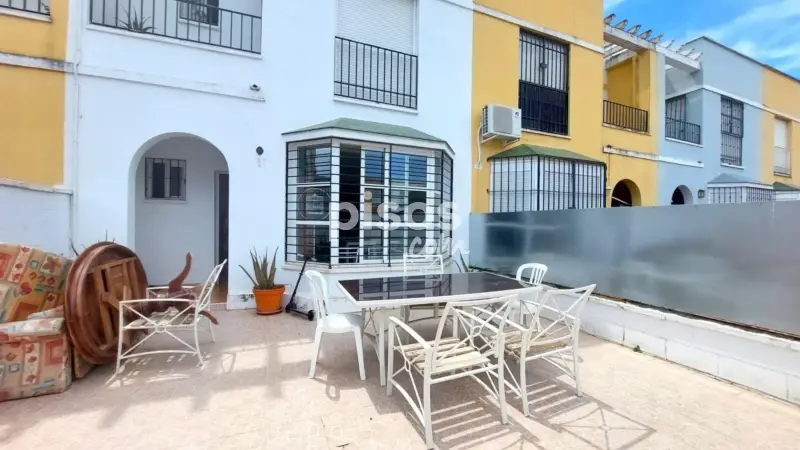 Casa 3 Dormitorios Jardines de Gerena Trastero Patio