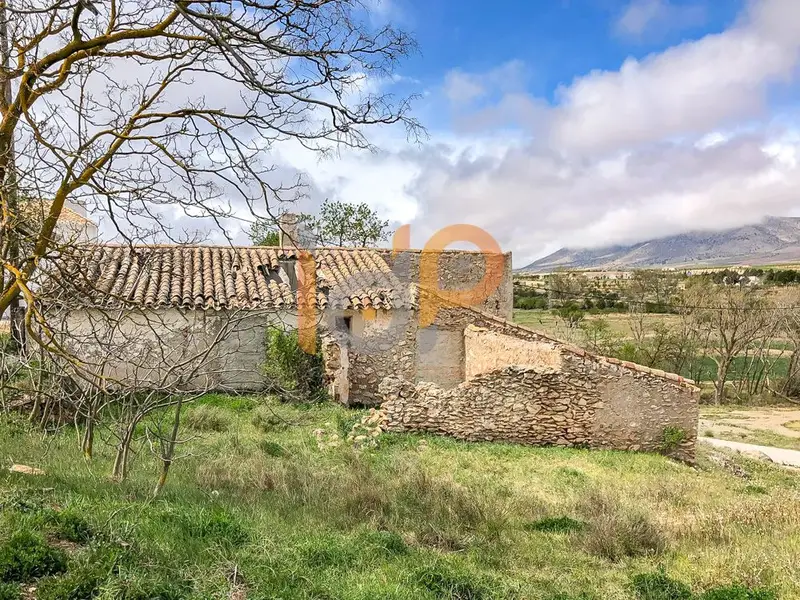 Venta Casa Cortijo Chirivel 2276m2