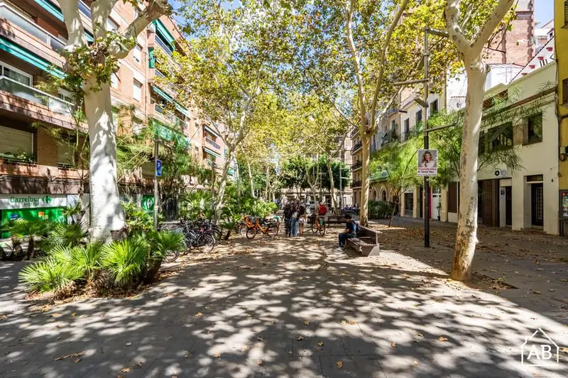 Apartamento 3 Dormitorios con Balcón en Poble Sec Barcelona