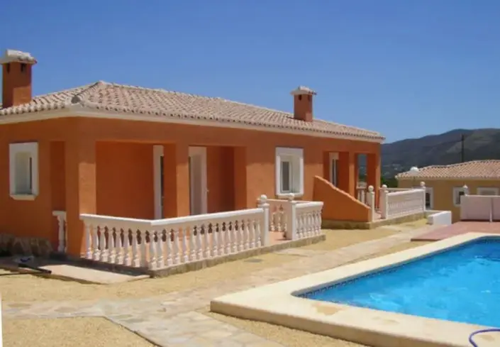 Bungalow en Alcalali 2 dormitorios con piscina