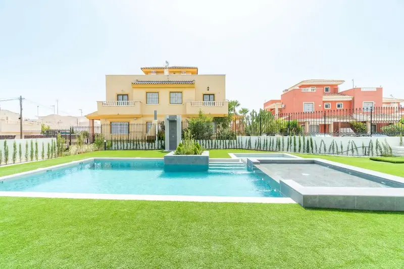 Bungalow en venta en Los Balcones - Los Altos, Torrevieja, Alicante