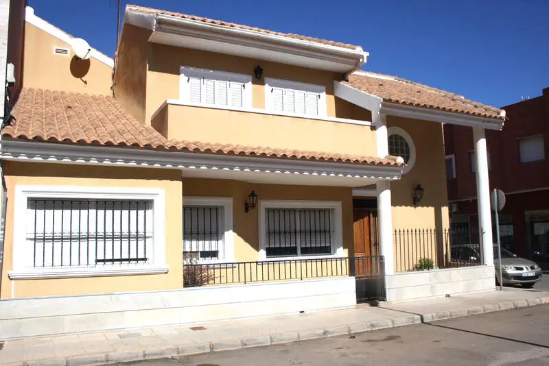 Villa 4 Dormitorios El Algar Murcia Amueblada