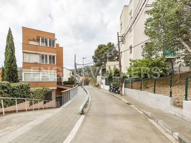 venta Chalet en Sant Genis dels Agudells, Barcelona (W-02SDNO)- Globaliza