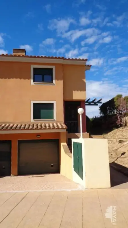 Piso en Mont roig del Camp con Aire Acondicionado y Piscina