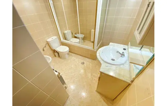 Alquiler Habitacion Madrid Entrevías Piso Compartido 7 Dormitorios