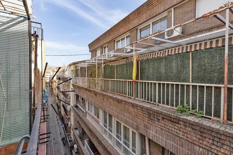 Atico en venta junto Palacio de los Patos Granada