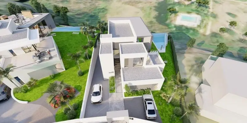 Parcelas en Venta Nueva Andalucía: Vistas al Mar y Campo de Golf