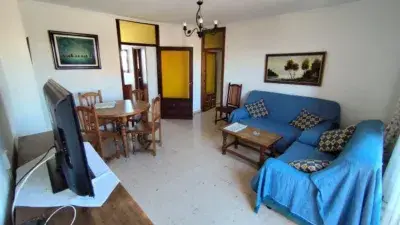Piso en Venta Semicentro 3 Dormitorios Amplio Luminoso
