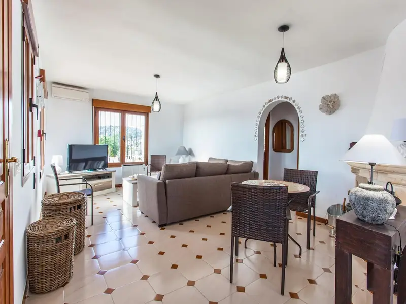 Casa 3 Dormitorios Alquiler Alicante Piscina Barbacoa