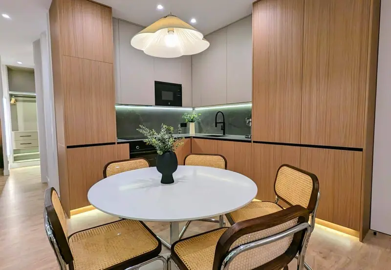 Piso de Lujo en Recoletos Madrid 2 Dormitorios 2 Baños Garaje Amueblado