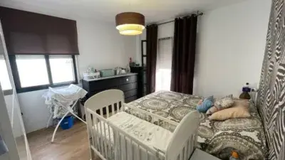 Piso Reformado en Ubrique 2 Dormitorios Cerca Colegios