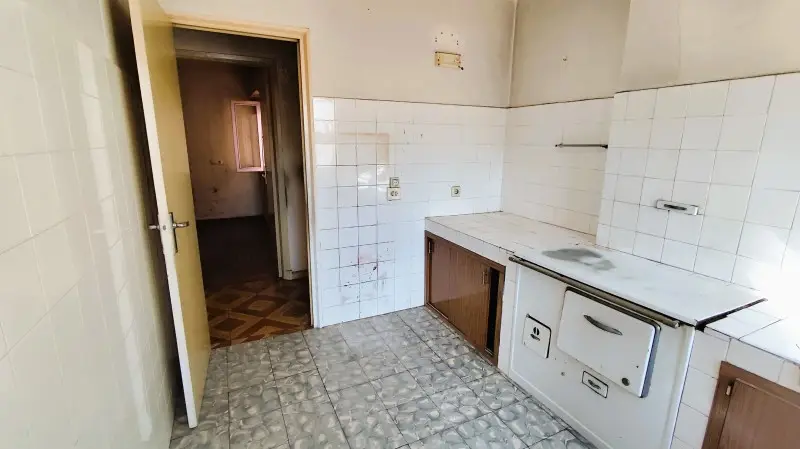 Venta Piso 4 Habitaciones Pravia Referencia 687af