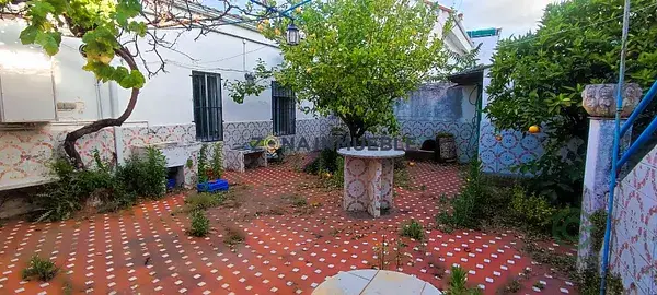 Casa con Patio en el Centro de Caceres