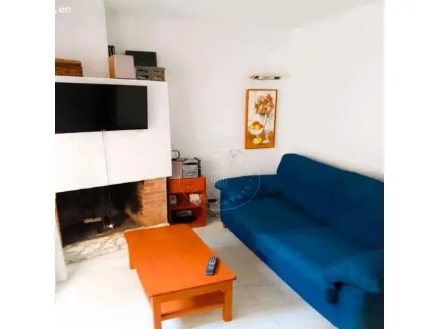Chalet en Lloret de Mar con dos viviendas independientes cerca de la playa