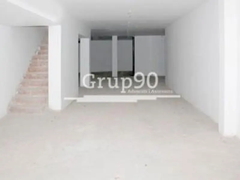 venta Local Comercial en Lleida, Lleida Provincia (YMQ-25-5-04432)- Globaliza