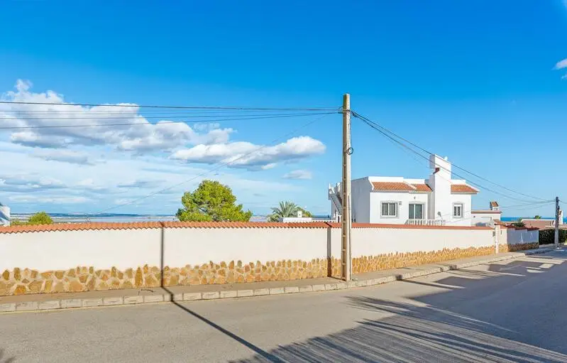 Villa 6 Dormitorios San Miguel Salinas Moderna Piscina Jacuzzi