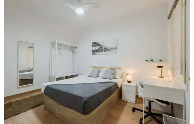 Habitaci
ón 60m² Hospitalet de Llobregat Estancia Media Larga