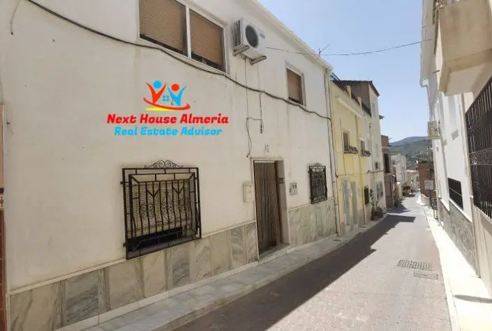 Adosado 5 Dormitorios Fines Almeria 2 Casas