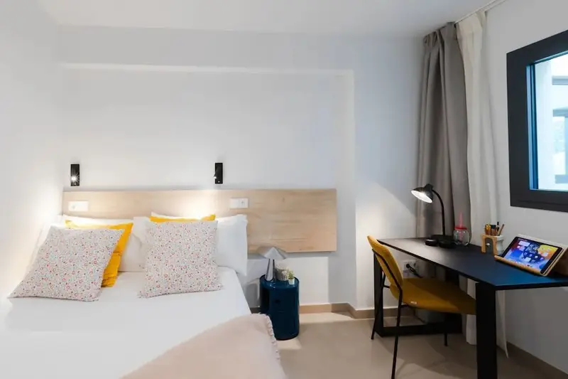Apartamento en Calle Lazcano Malaga Alquiler 1 Dormitorio 1 Baño