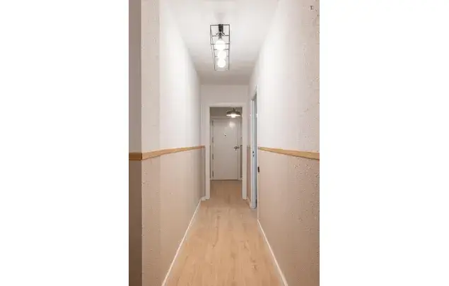 Alquiler Apartamento 4 Dormitorios Barcelona Estudiantes Trabajadores