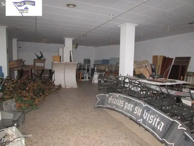 Local Comercial Calle Rosario 164m2