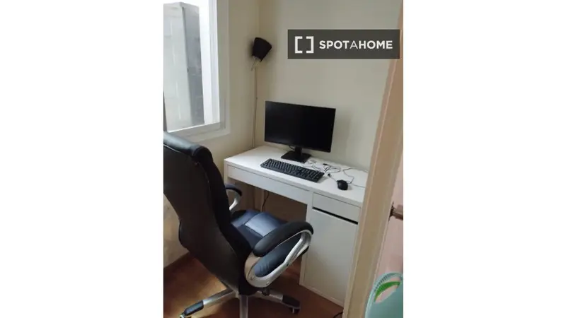 Apartamento 2 Dormitorios Barcelona Terraza Aire Acondicionado