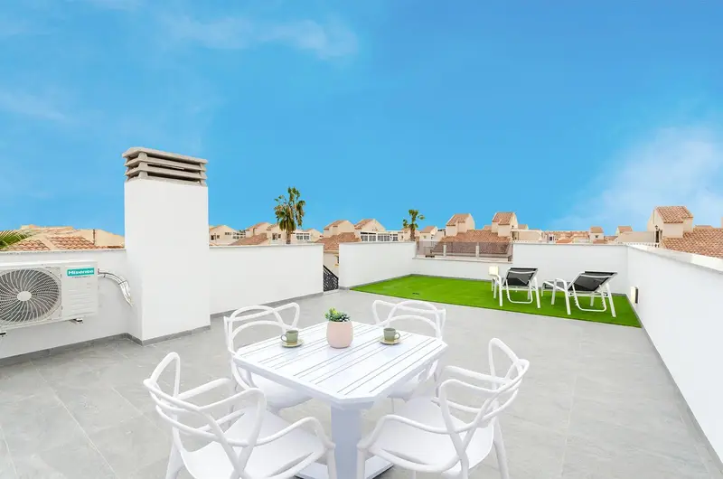 Casa en Venta Torrevieja 3 Dormitorios Piscina Privada