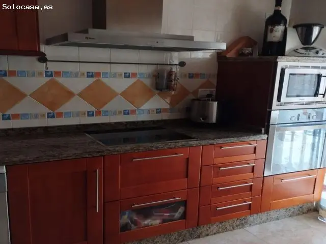 Precioso Piso Bajo de 3 Habitaciones Amueblado