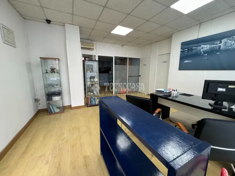 Local Comercial en Venta en C Aragon Pumarin 65m2