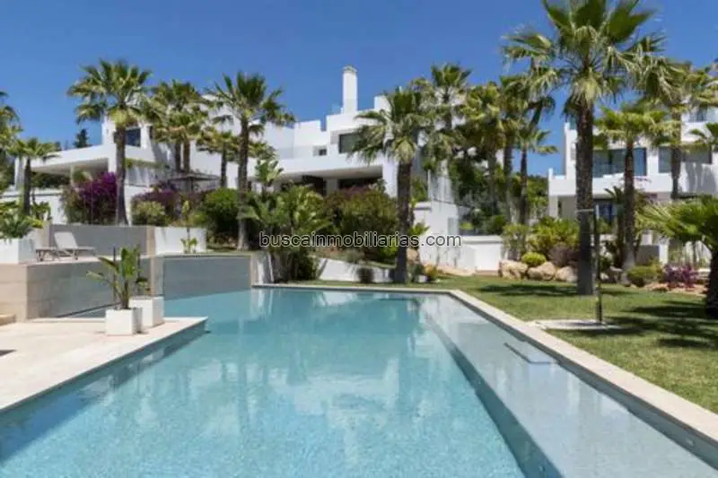 Villa de Lujo en Cala Llenya 5 Dormitorios Piscina Privada