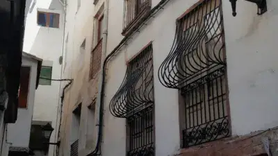 Edificio en Venta en Graus Huesca 240m2 Cinco Viviendas